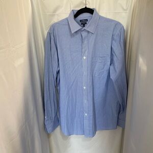 Men’s Croft and Barrow easy care classic fit button down